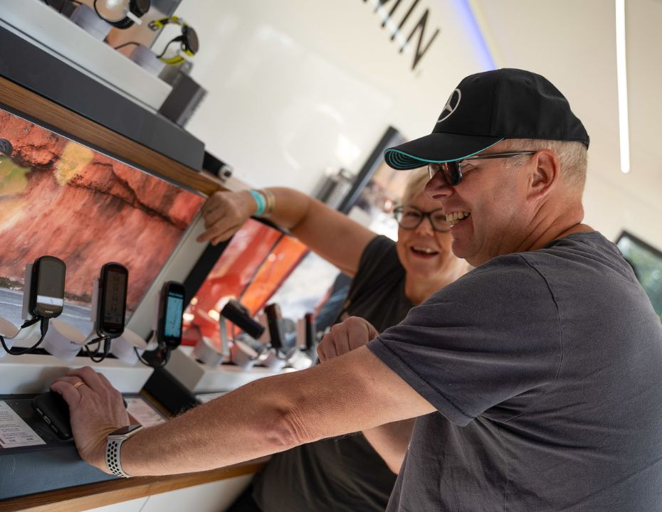 checking out garmin products